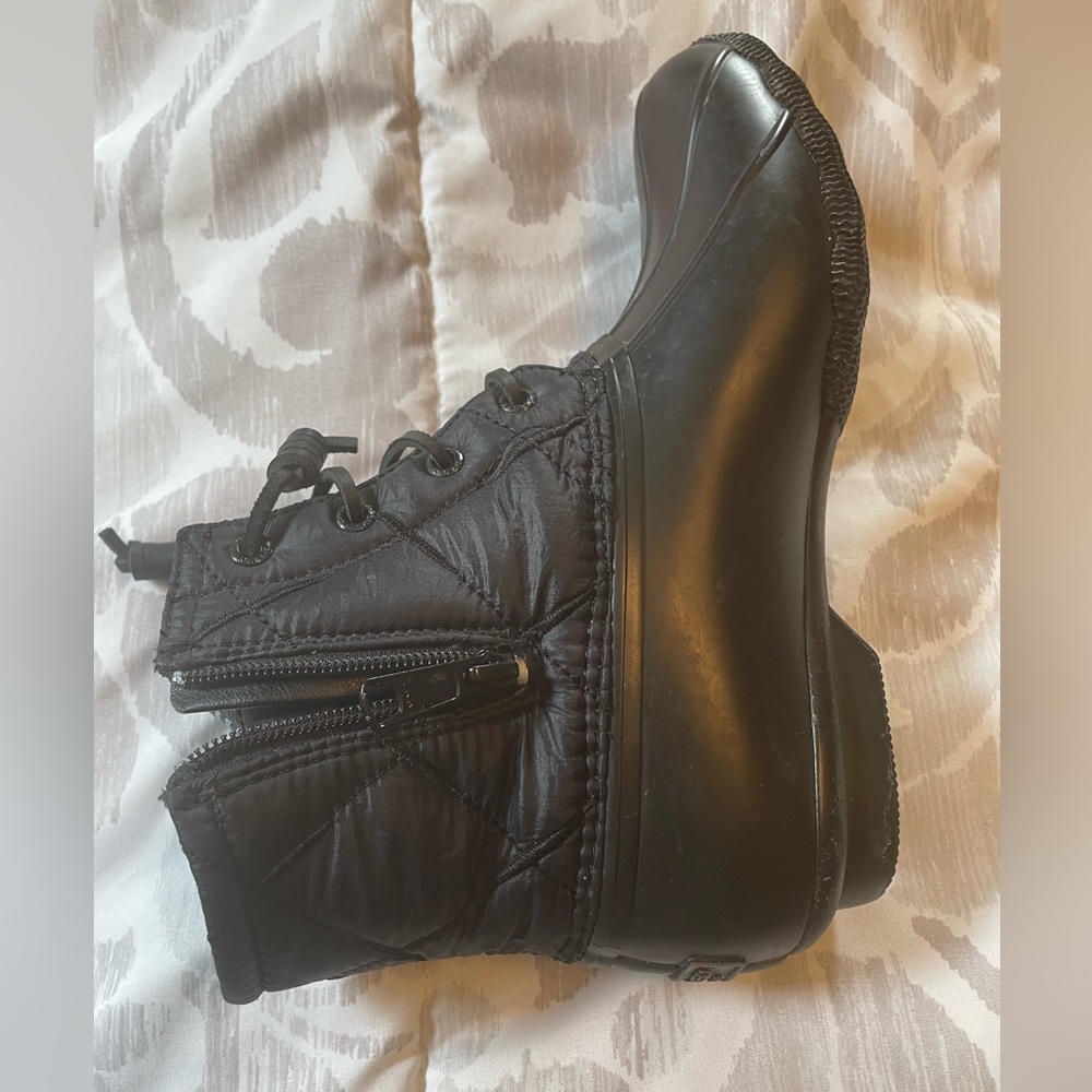 Women’s Sperry boots